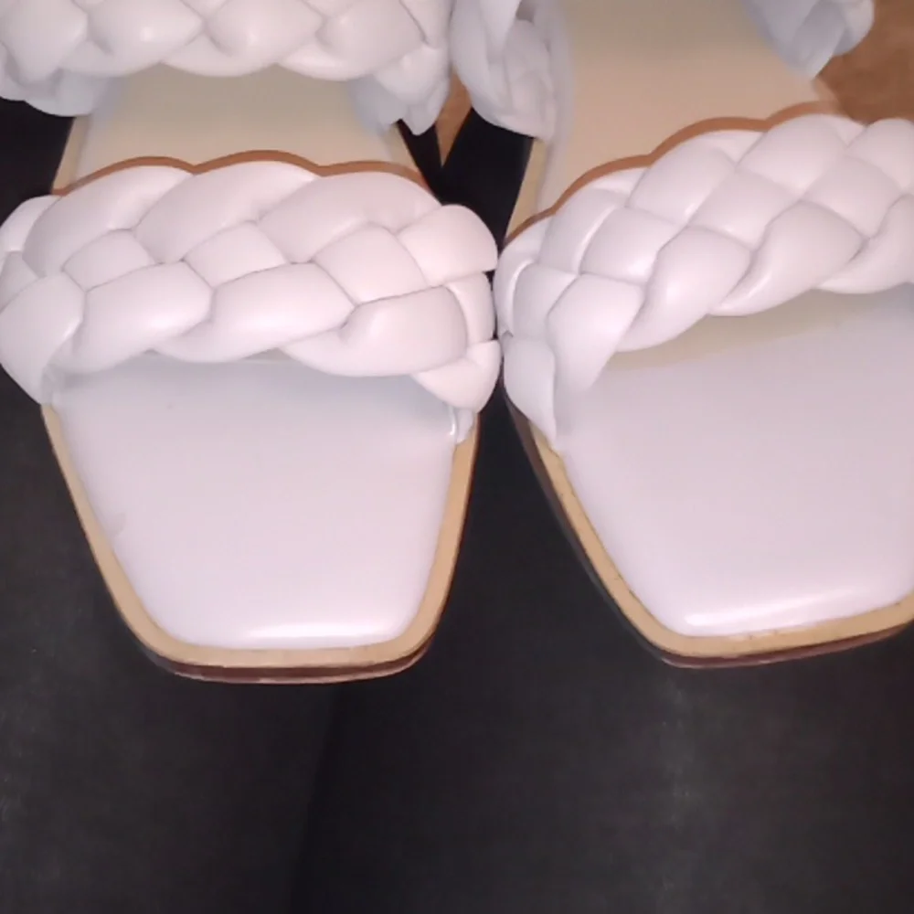 Cute sandals 😻🩴 - Picture 6 of 7